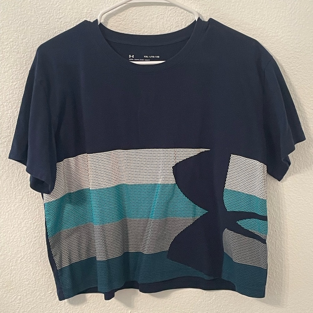 This is a under armor blue cropped T-shirt